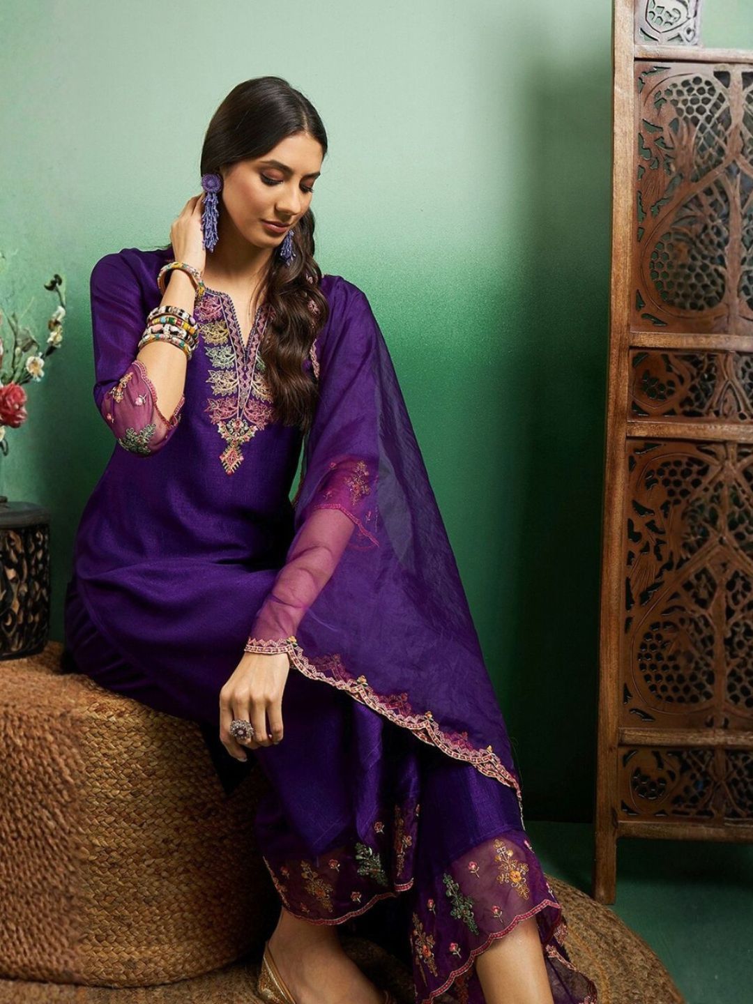 Women Purple Chanderi Embroidered Kurta Pant Set with Organza Dupatta
