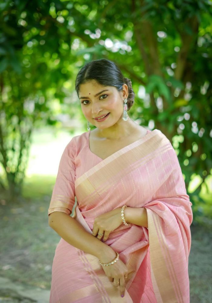 Delicate Pink Saree with Lustrous Finish and Gold Pallu