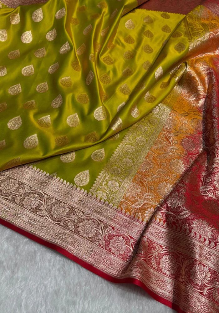 Green Banarasi Silk Saree with Gold Zari & Rich Ombre Border – Wedding & Festive Wear