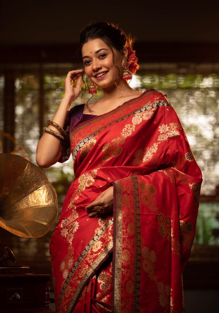 Oreange Banarasi Silk Saree with Intricate Zari Weaving