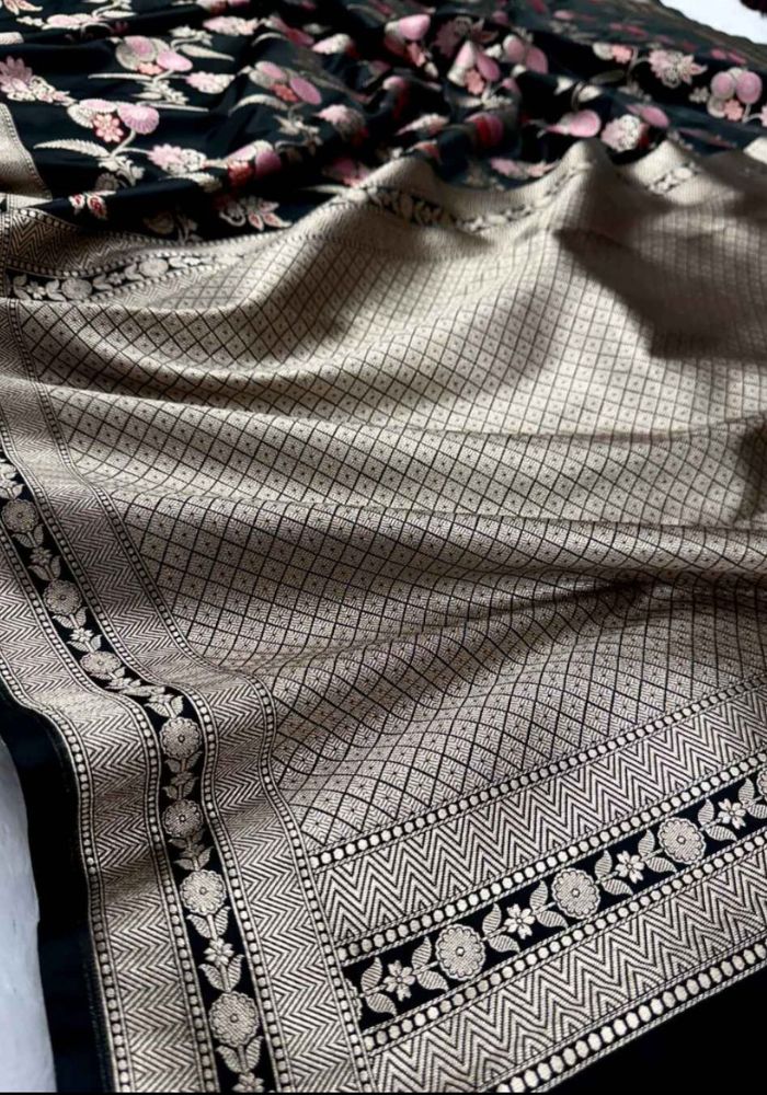 Kesudi Black celebrity inspired premium Banarasi Mashru katan silk saree