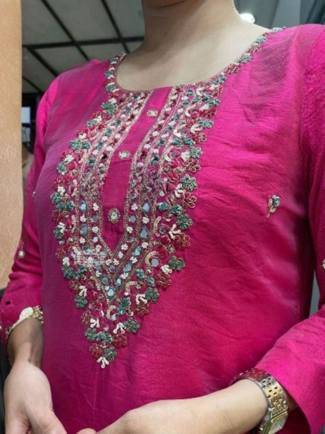 Women Fuchsia Pink Embroidered Viscose Chanderi Kurta Pant Set with Organza Dupatta