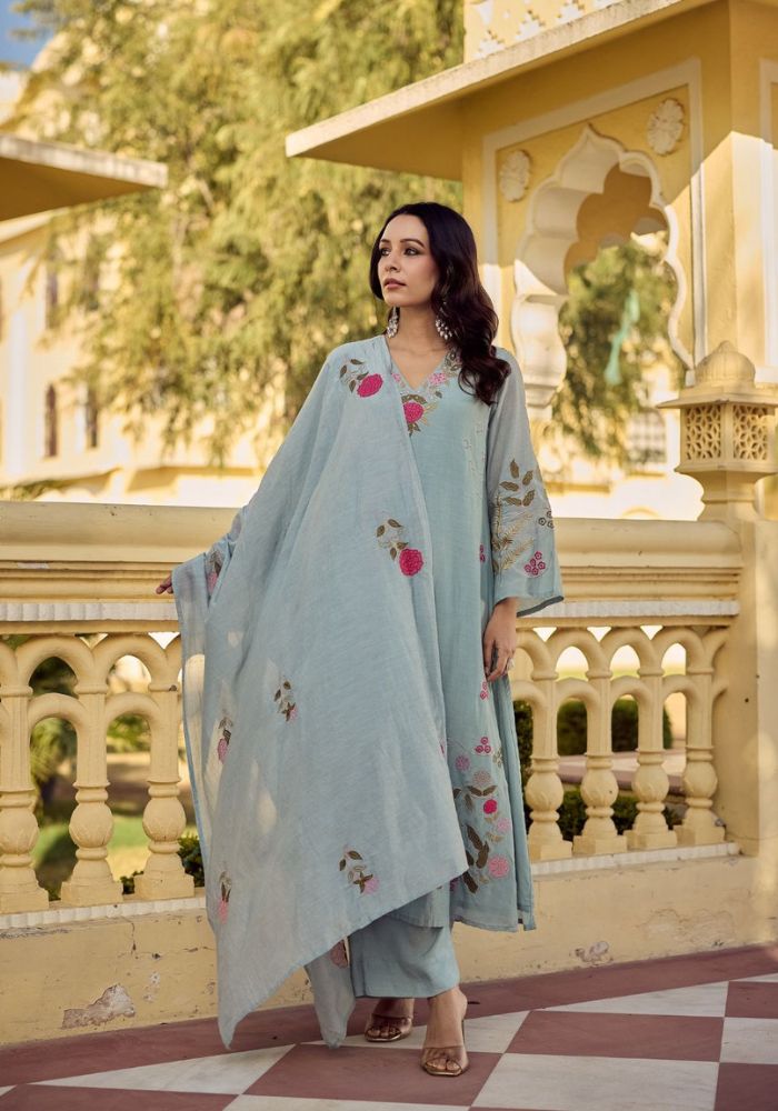 Gulbahar Grey Embroidered Chanderi Silk Kurta Set with Dupatta