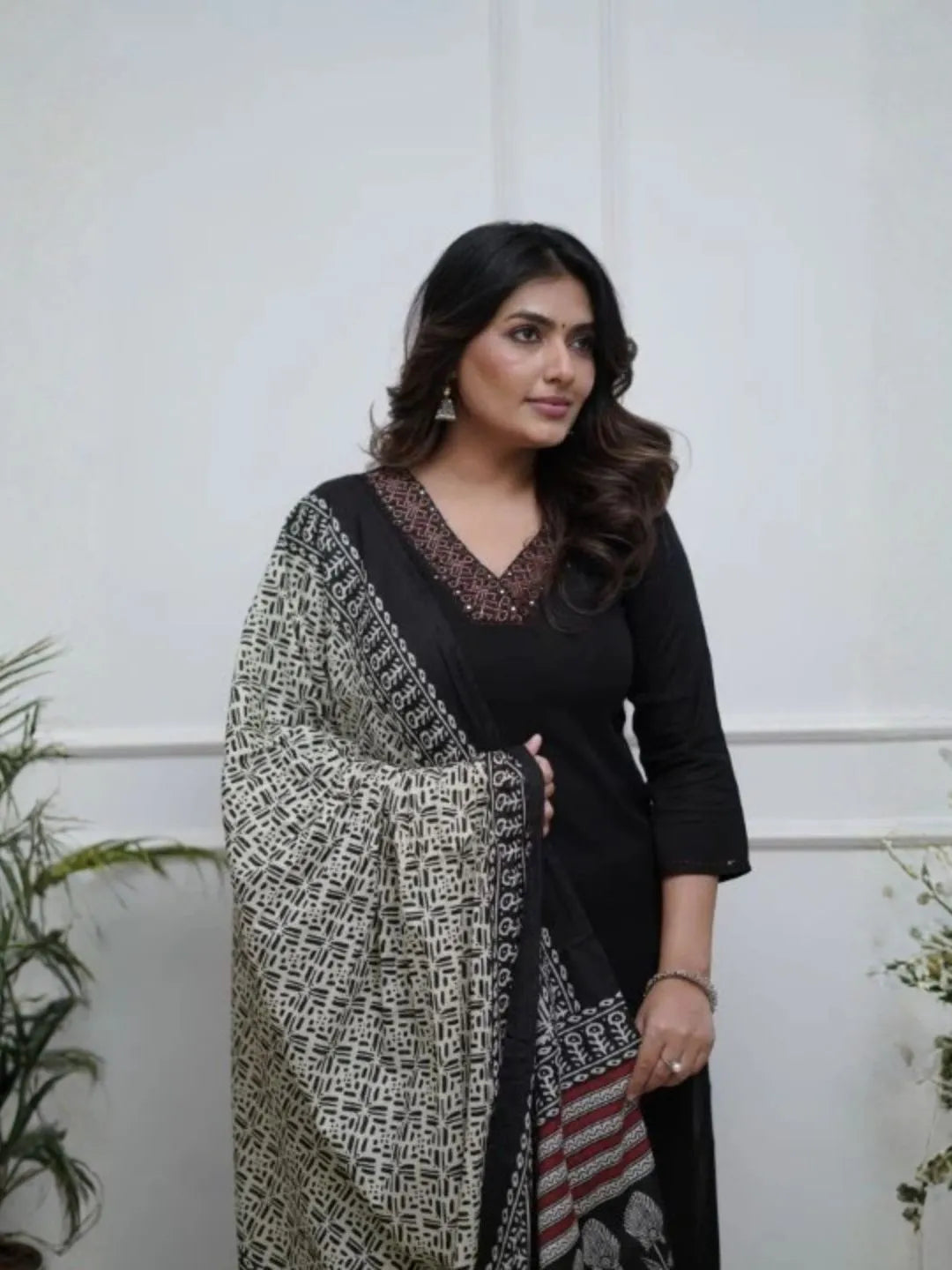 black embroidered kurta set