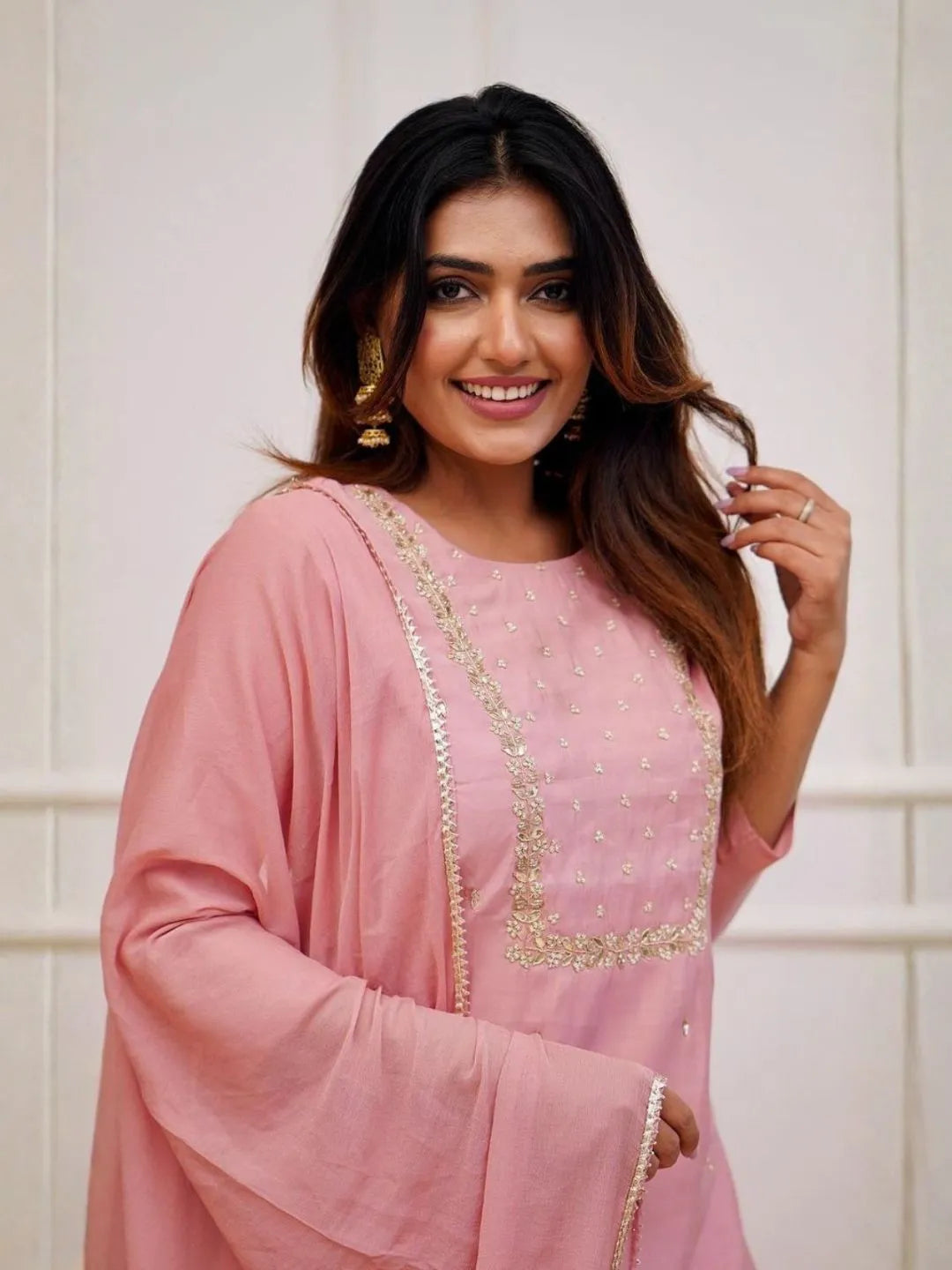 buy pink embellished kurta pant set
