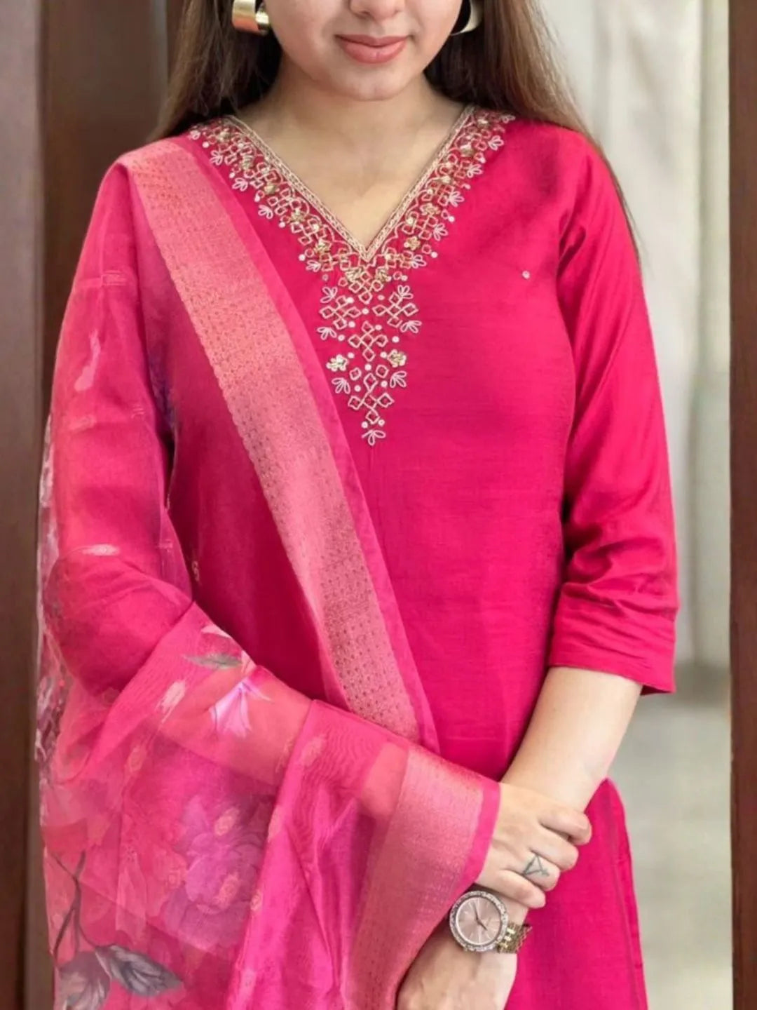 buy pink embroidered kurta set