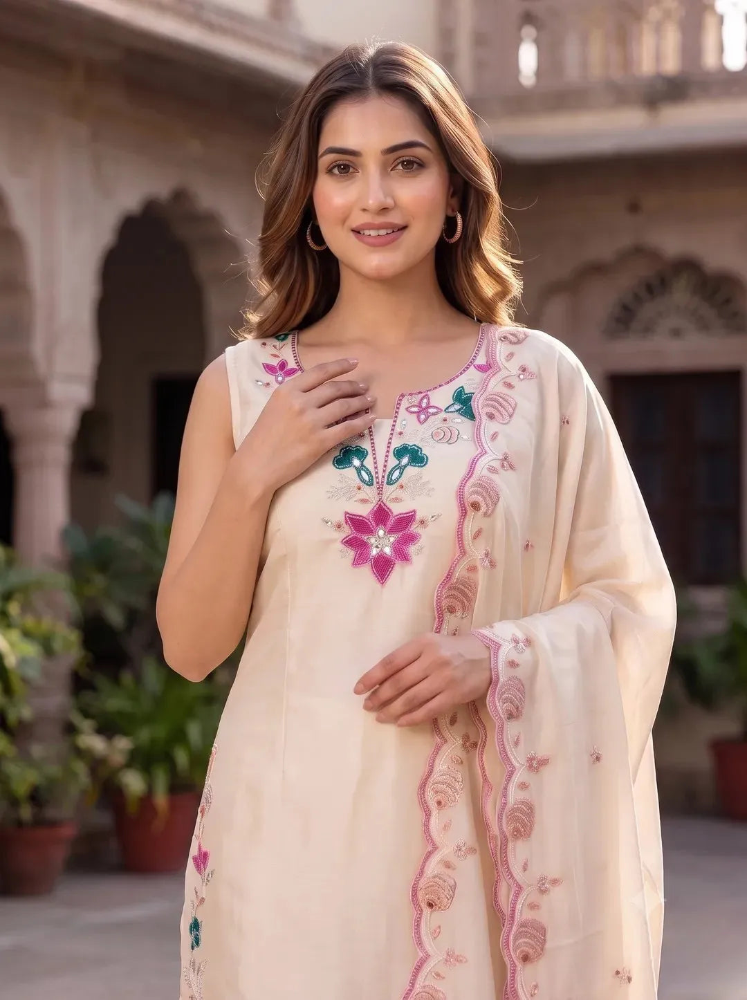 Cream Sleeveless Kurta