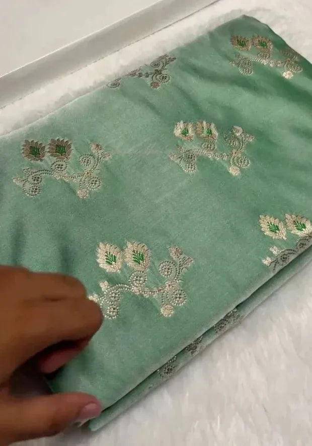 green kanjivaram silk saree