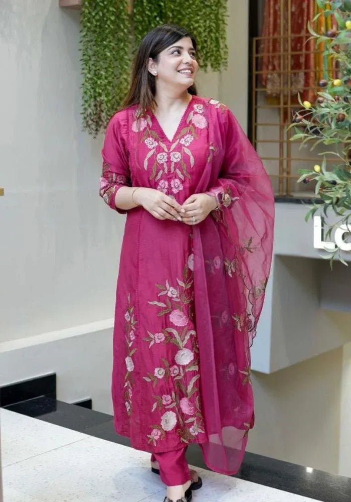 kesudi rani chanderi silk kurta set