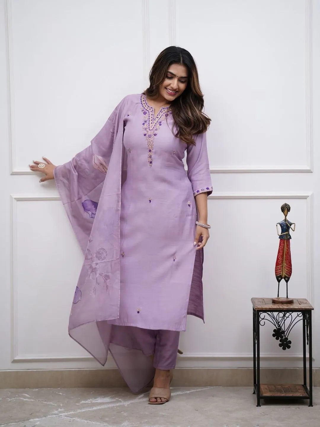 lavender embroidered kurta set
