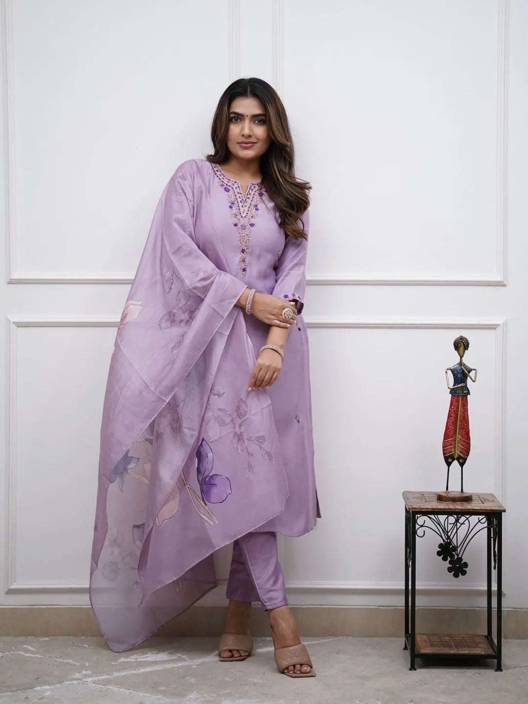 lavender embroidered rayon slub kurta set
