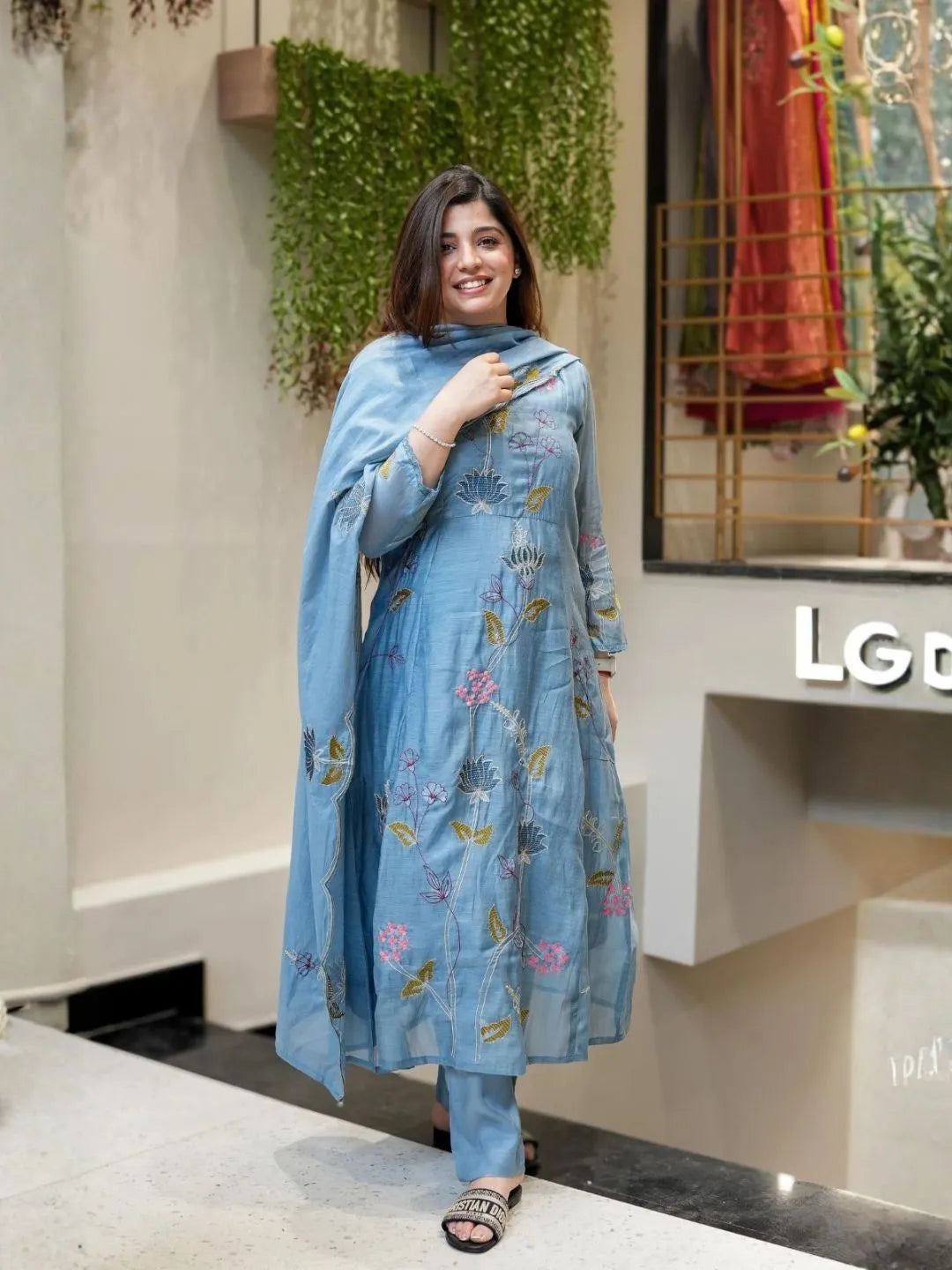 sky blue floral embroidered viscose chanderi kurta set