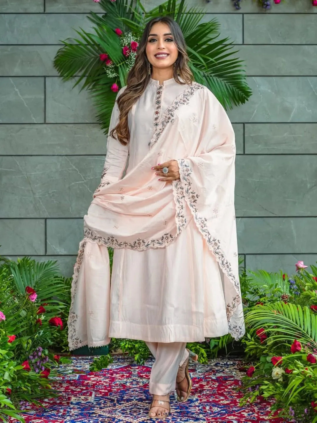 women beige embroidered muslin cotton kurta pant set