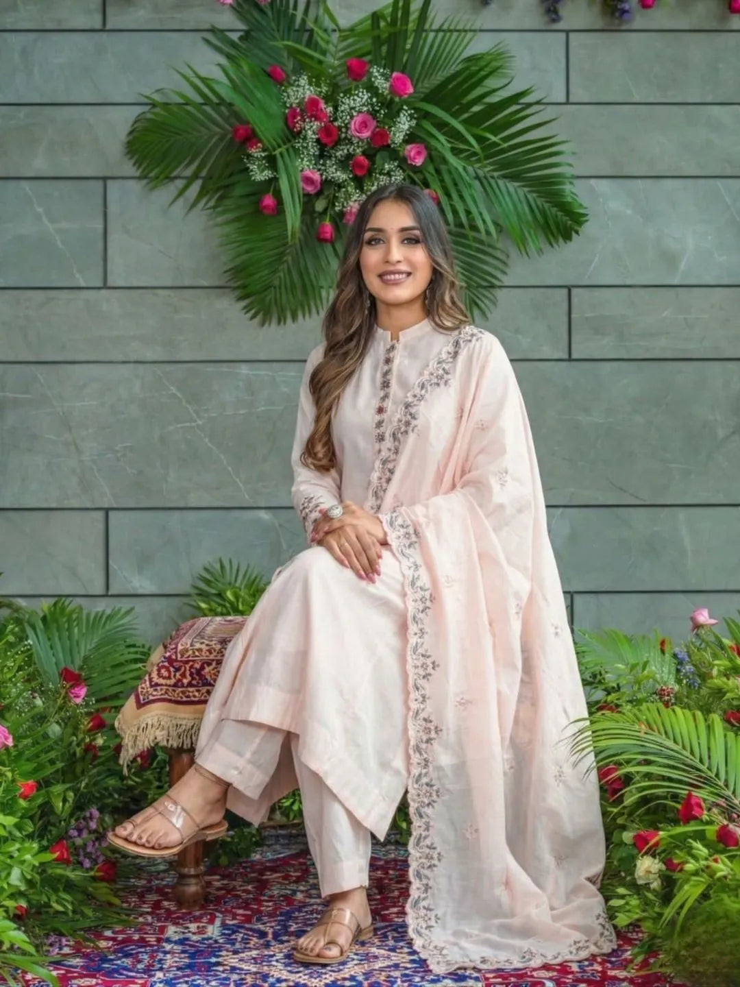women beige embroidered muslin cotton kurta pant set