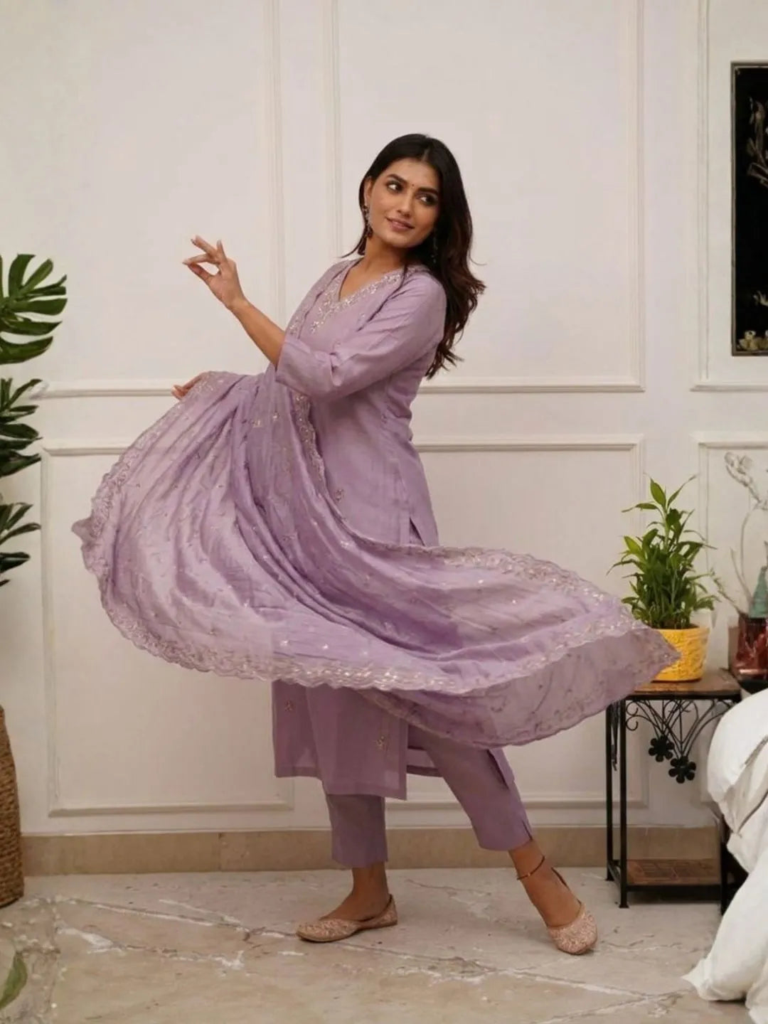women lavender kurta set online