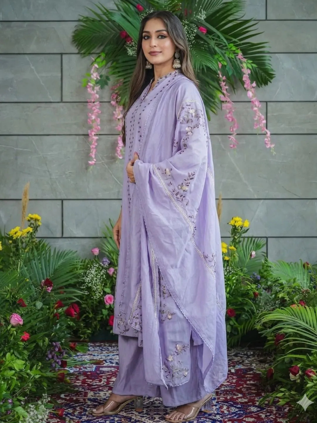 women lavender kurta set