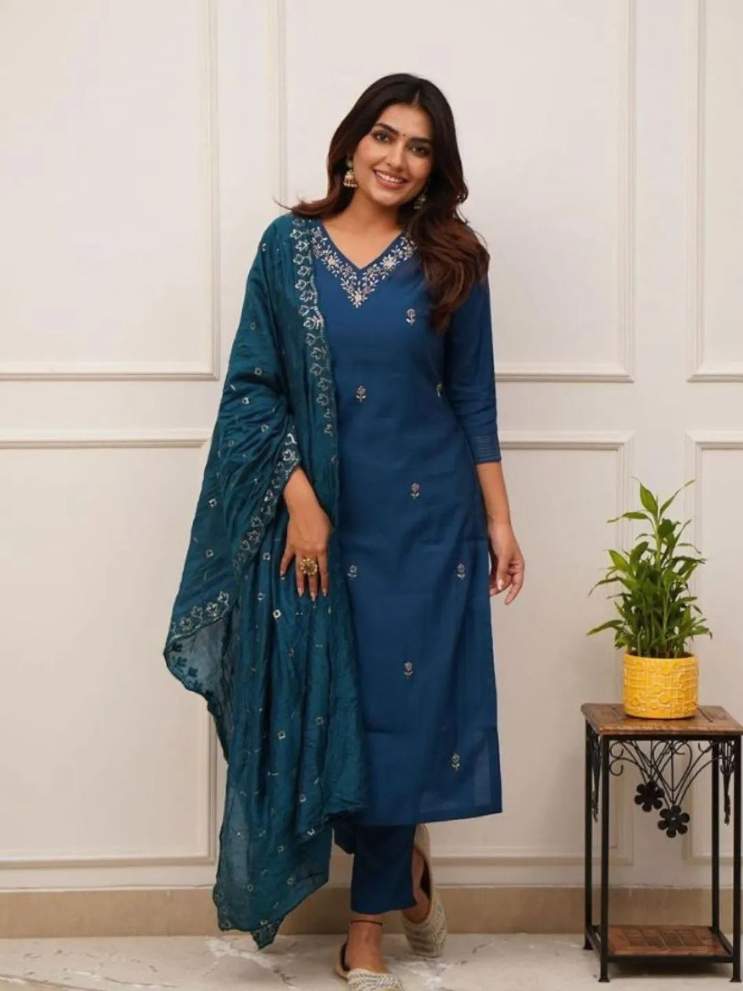 women teal ethnic suit set